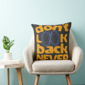 二度と振り返らない クッション (椅子)