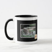 二度と檻の中に住むことはない マグカップ (左)