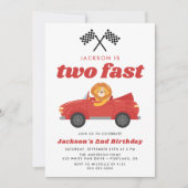 二歳の誕生日おめでとう!赤いレーシングカーのライオン 招待状 (正面)