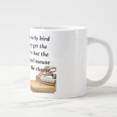 二番目のネズミはチーズを手に入れる ジャンボコーヒーマグカップ (右)