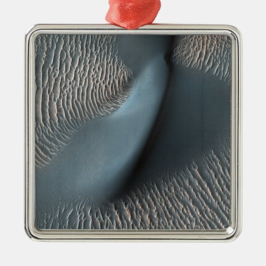 二種類のエオリアの寝具 メタルオーナメント (正面)