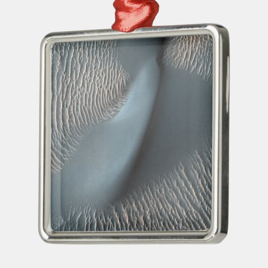 二種類のエオリアの寝具 メタルオーナメント (左)