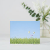 二羽の蝶が花の上を漂っていた ポストカード (スタンド正面)