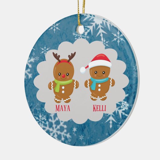 二重ジンジャーブレッドのクッキーのクリスマスwは年を示します セラミックオーナメント (左)