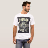 二重スリット内のフォトン Tシャツ (正面フル)