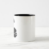 二頭筋を示す強い腕 ツートーンマグカップ (中央)