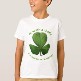 互いに助け合って生き残る Tシャツ