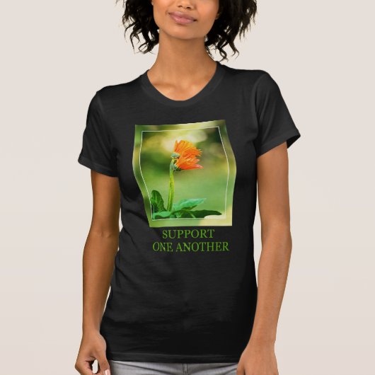 互いに支え合う Tシャツ (正面)