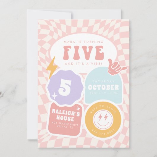 五人は生き生きとしている | ガールズ5thレトロスケーター誕生日 招待状 (正面)