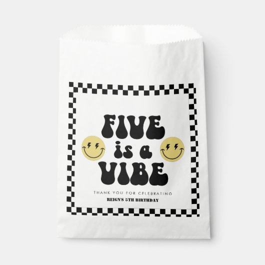 五人は生き生きとしている |ボーイズ顔5誕生日 フェイバーバッグ (正面)