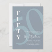 五十はっきりした誕生日 |ほこりっぽいブルーモダン誕生日 招待状 (正面)