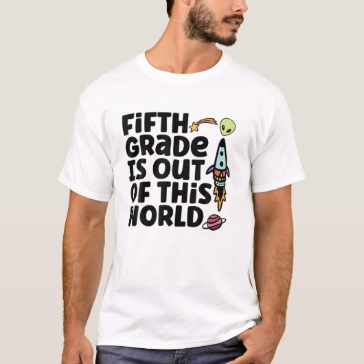 五年生は世の中の出だ Tシャツ (正面)