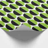 交互のクレセント05 – 火星緑と黒 ラッピングペーパー (角)