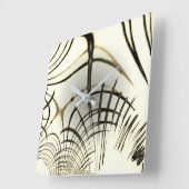 交差したナットブラウンの曲線トレース、明るい背景 スクエア壁時計 (傾斜)