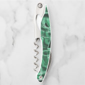 交差して重なっている緑色のアクリルテープ切り出し ソムリエナイフ (正面)