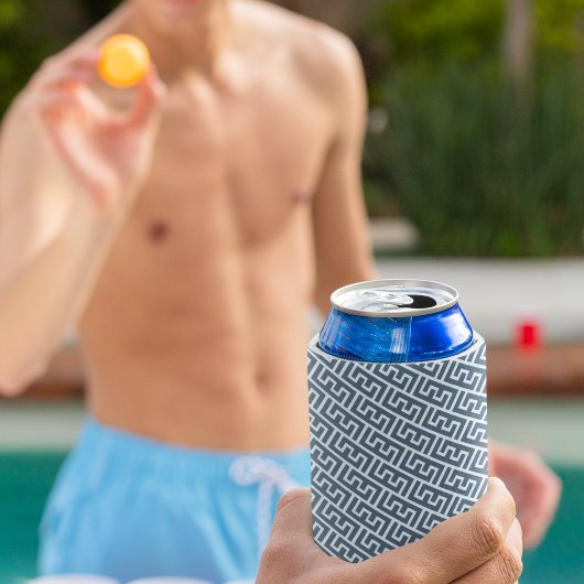 交差するEアルファベットパターン 缶クーラー