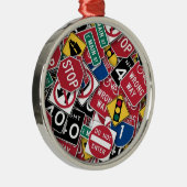 交通標識のデザイン メタルオーナメント (右)