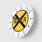交通標識の鉄道道交差 ラウンド壁時計 (傾斜)