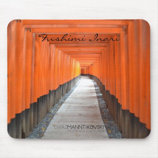京都、日本。 Fushimi Inariのマウスパッド マウスパッド (正面)