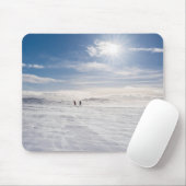 人々の歩くが雪の上、アイスランド マウスパッド (マウス)
