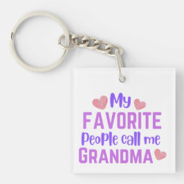 人々はお気に入りの私をおばあちゃんと呼ぶ キーホルダー