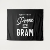 人々はお気に入りの私をグラムと呼ぶ タペストリー (正面(横))