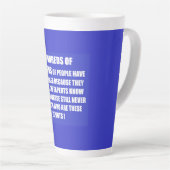 人々は人生のスタイルの詩を選択 カフェラテマグ (右アングル)