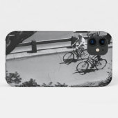 人および男の子のサイクリング Case-Mate iPhoneケース (裏面(横))