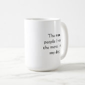 人と会えば会うほど犬が大好きになる。 コーヒーマグカップ (正面右)