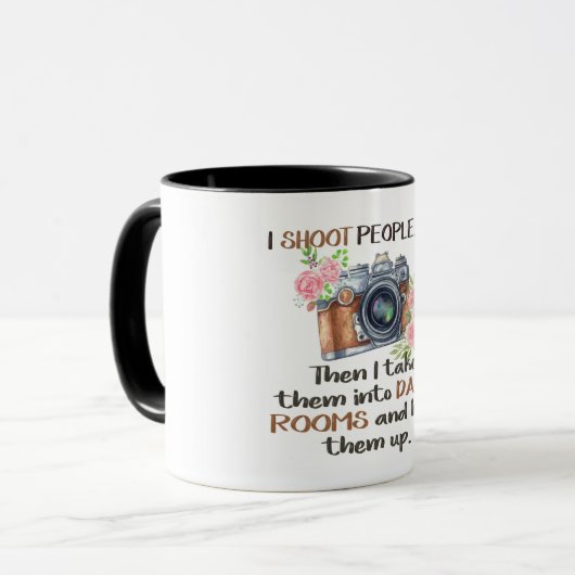 人と写真を撮影 マグカップ (正面左)