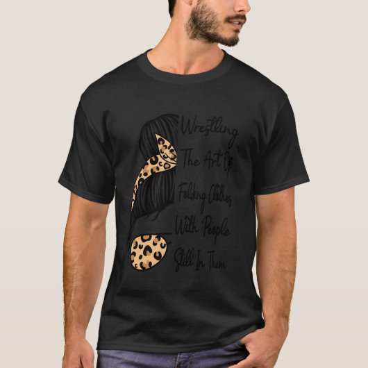 人と服をたたむレスリングの芸術 W Tシャツ (正面)