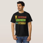 「人に親切にしてやれよ！」 可愛いデザイン買 Tシャツ (正面フル)