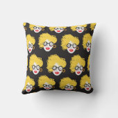 人のおもしろい群れ、かわいい背景 クッション (裏面)