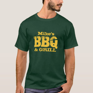 人のためのパーソナライズな名前BBQのTシャツ Tシャツ