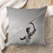 人の投げる投げ槍 クッション (ブランケット)