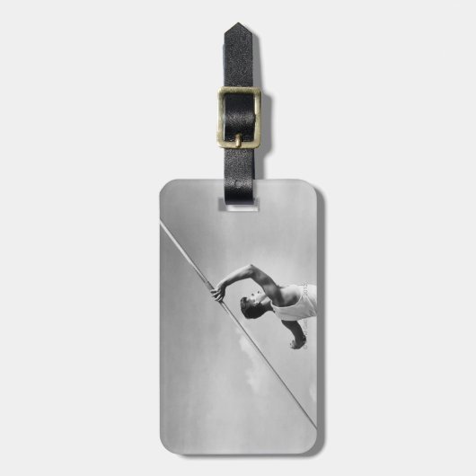 人の投げる投げ槍 ラゲッジタグ (正面縦)