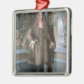 人の模造板姿、c.1690 メタルオーナメント (左)