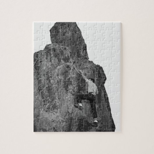 人の石の登山 ジグソーパズル (縦)