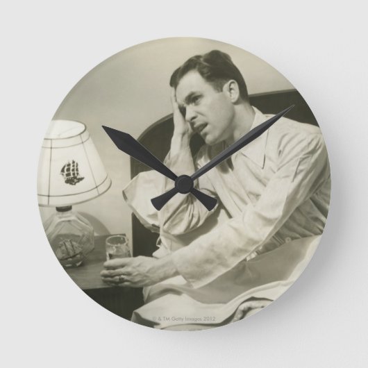 人の飲料水 ラウンド壁時計 (正面)