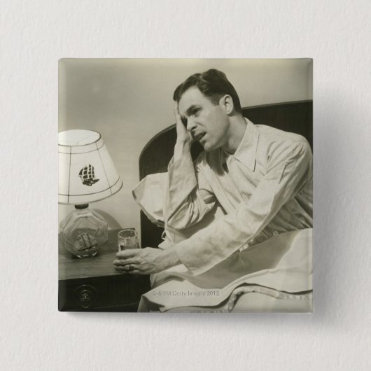 人の飲料水 缶バッジ (正面)