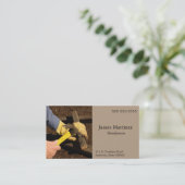 人は木製の部分を槌で打ちます 名刺 (スタンド正面)