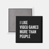 人よりビデオゲームが好き おもしろいゲーマー ギャ マグネット (正面/裏面)