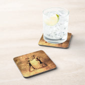 人を囲むヴィンテージ コースター (右側)