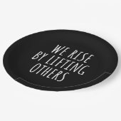 人を挙げて起きる ペーパープレート (アングル)