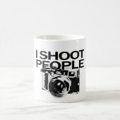 人を撃つ コーヒーマグカップ (中央)