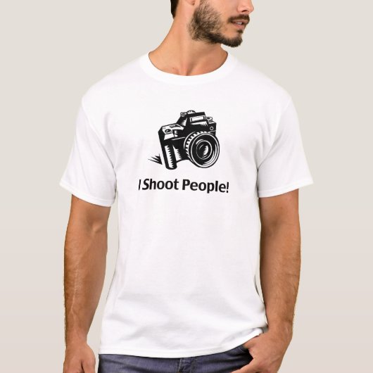 人を撮るフォトグラファーTシャツ Tシャツ (正面)