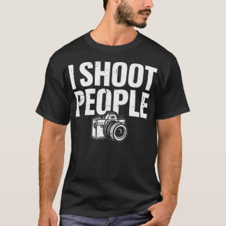 人を撮影するカメラマン面白いスナップショットカメラ Tシャツ