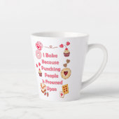 人を殴るのは眉をひそめるからだ カフェラテマグ (右)