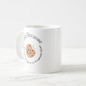 人を殴るのは眉をひそめるからだ コーヒーマグカップ (正面左)