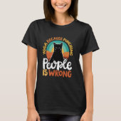 人を殴るのは間違っているからヨガ Tシャツ (正面)